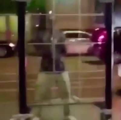 Here we have rare footage of a young DEO member fighting with a discord mod.