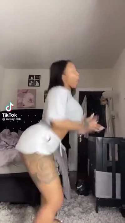 🍑🍑