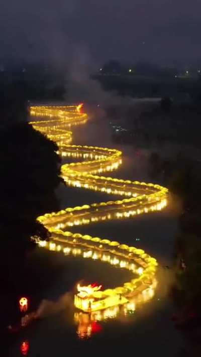 Riverboat Dragon