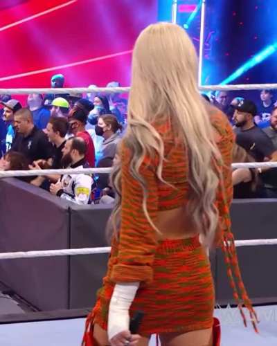Outfit from the back