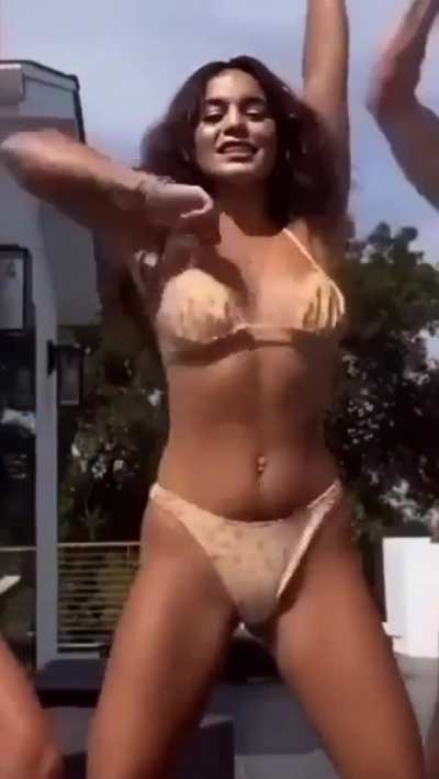 Vanessa Hudgens