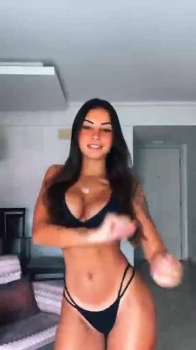 let’s jerk for those juicy tits
