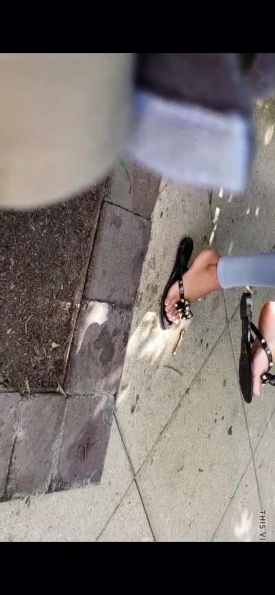 Latina Feet