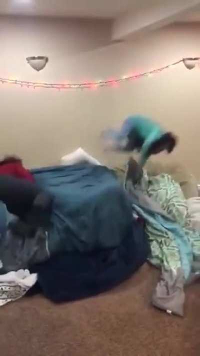 AHHHHH