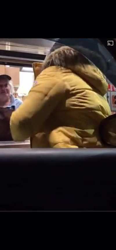 That’s not how you talk to a coconu ... a customer.
