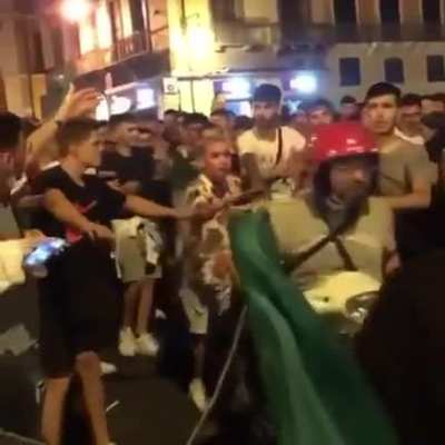 Pizza delivery man is beaten for no reason after Italy's victory against Spain