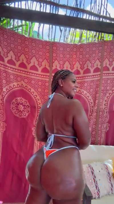 🍑👀
