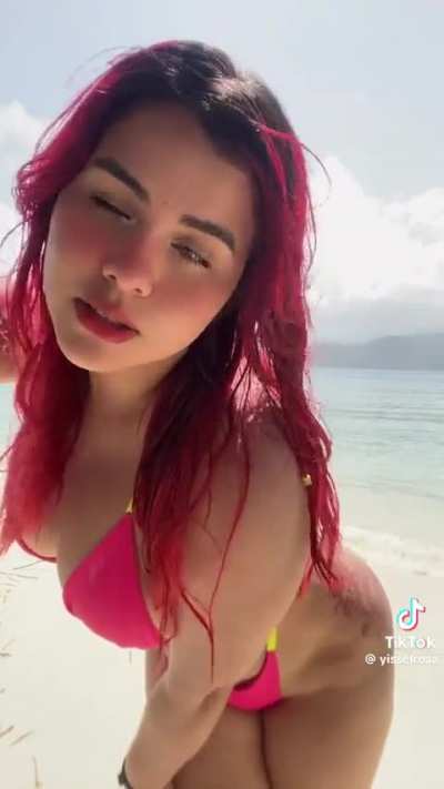 @yisselroaa