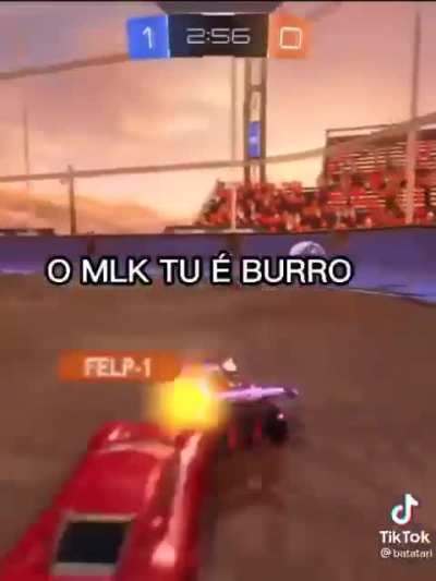 comendo pizza e jogando mine ( falem ai se ta saindo som)