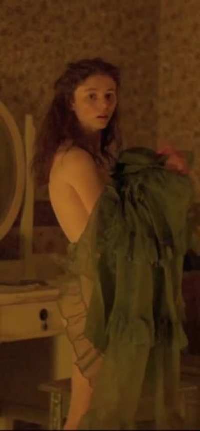 Thomasin McKenzie - Perfect Backstory in The True History of the Kelly Gang (Mobile Crop)