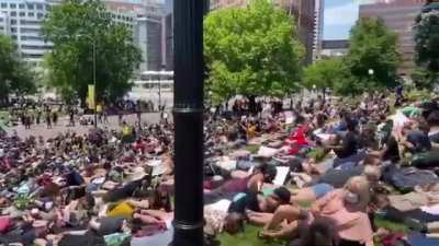 Incredible scene at Colorado’s Capitol right now. Thousands of protesters are lying face down with their hands behind their backs chanting “I can’t breathe.” They’re doing this for 9 mins.