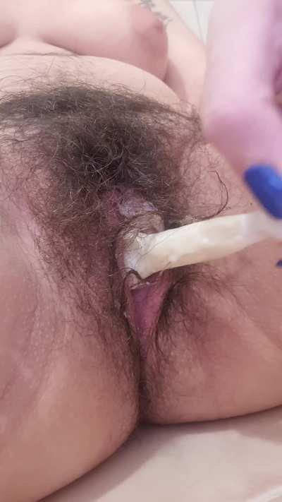 i'm so desperate and pathetic i'll stuff my cunt with anything 