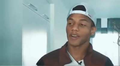 Oque que tu põe no miojo?