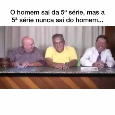 No meio do comercial kkkk