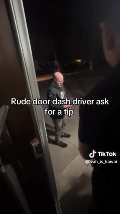 Main character asks for a bigger tip on doordash