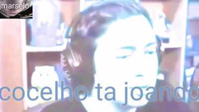 cocelho tá joando