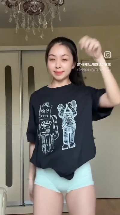 😋😋🍑🤤