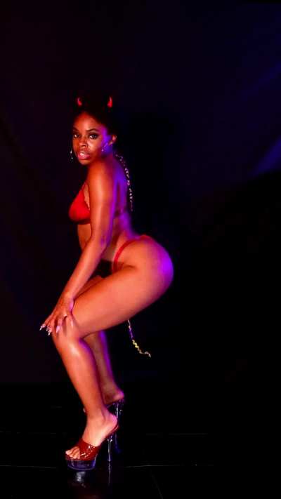 Godde<wbr>ssaya<wbr>nnama<wbr>rs (@god<wbr>dessa<wbr>yanna<wbr>mars) [Onlyfans]