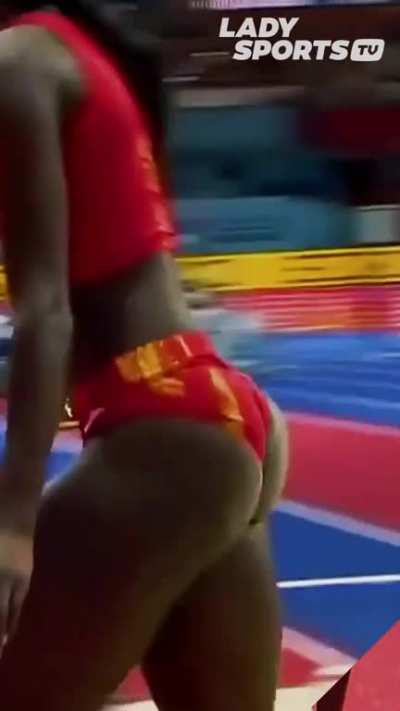 Phat ass long jumper