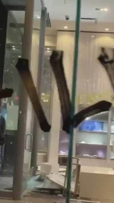 SF stores that have been looted (so far) I’m sure there’s more..
