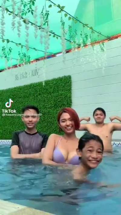 Jeila Dizon
