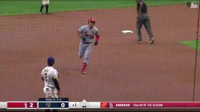 [Highlight] [Highlight] Arenado hits his 33rd homerun of the year, putting the Cardinals up 2-0 in the first