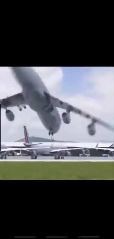 Blursed_Plane