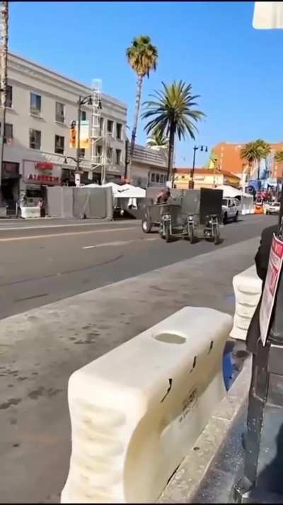 ‎ 