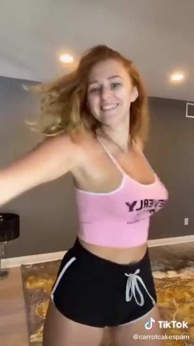 Beverly Hills Clap Dance?🤔