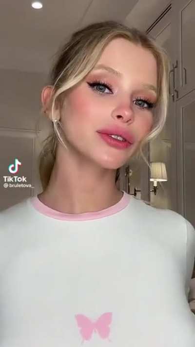 Alla Bruletova Via tiktok