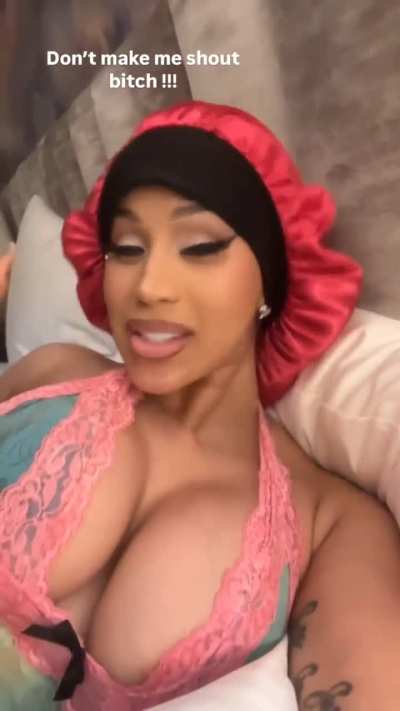 Goddess Cardi
