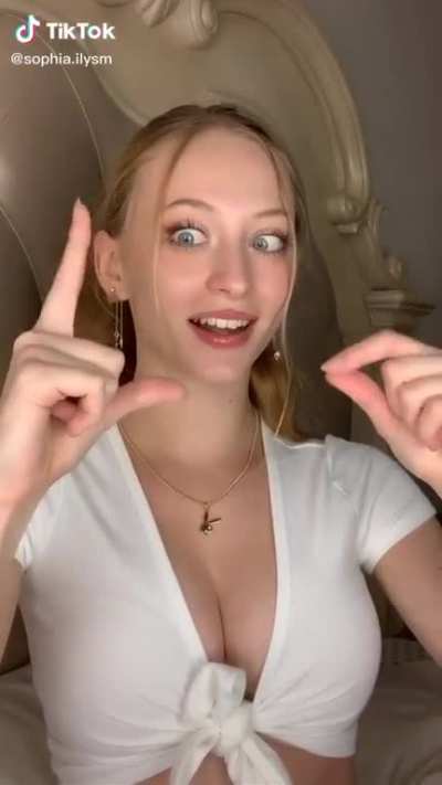 Those tits😍<wbr>😍😍