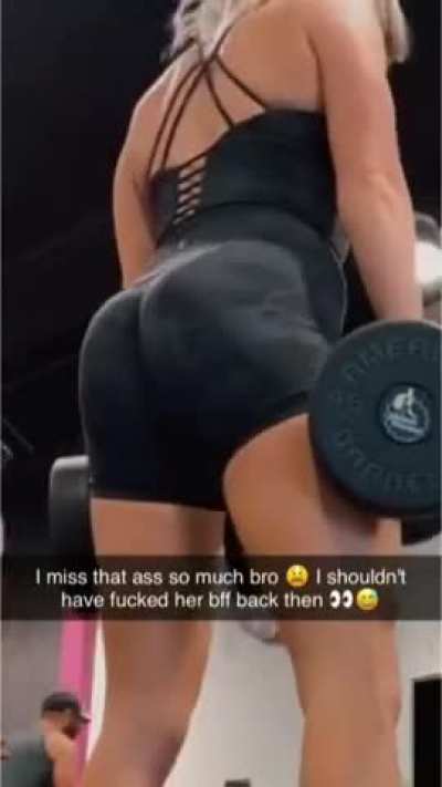 Hope you don't mind me being bottomless around my ex 👀💁🏼‍♀<wbr>️ [NSFW]