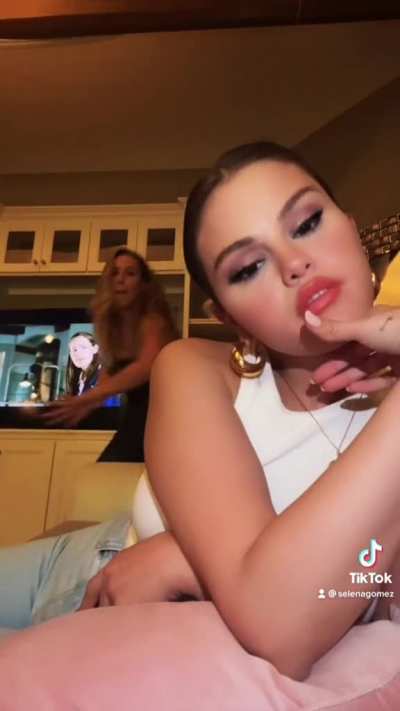 Damn Selena Gomez