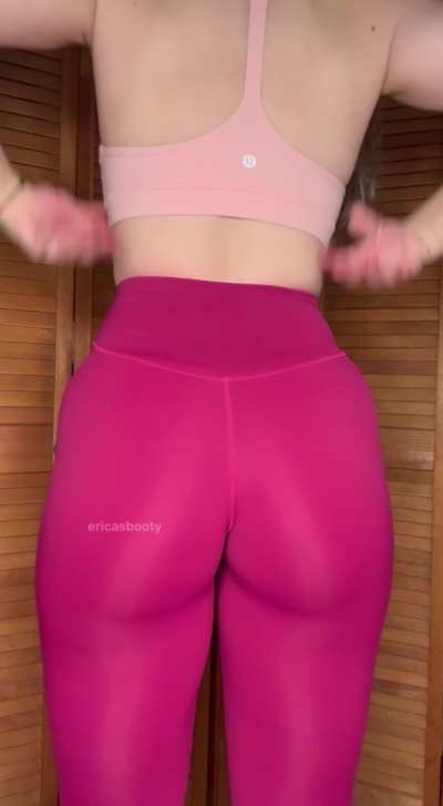 perfectly tight for the gym🤭