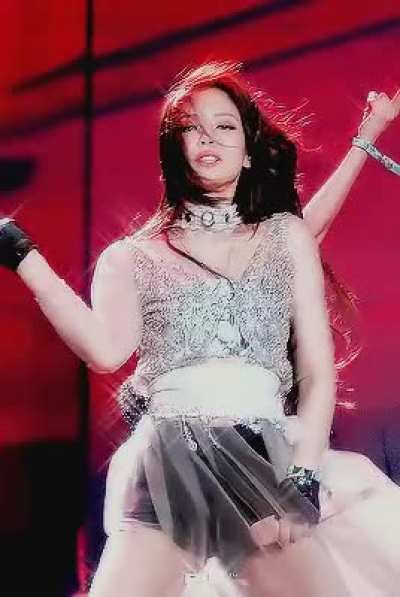 Jennie solo