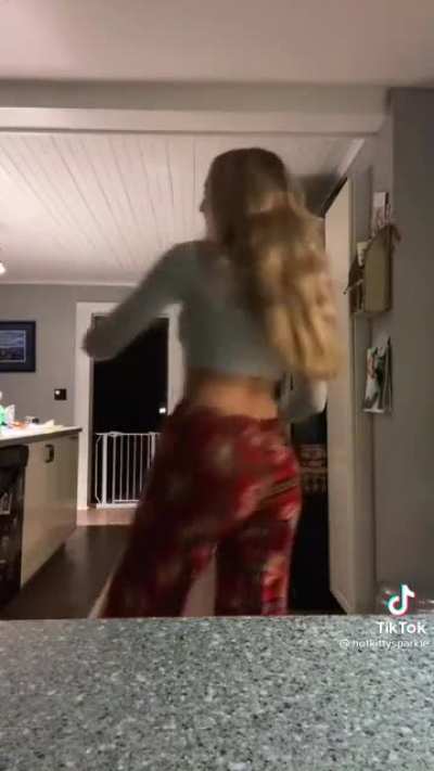 Love the jiggle