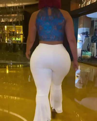 Thick ass white pants