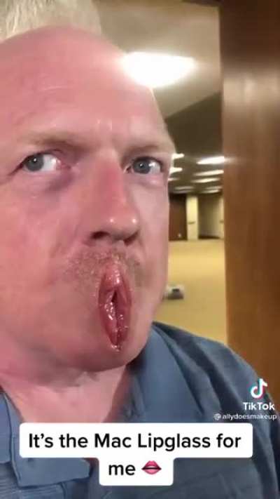 Vagina lips