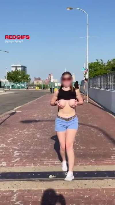Clothes loose, tits looser on the move