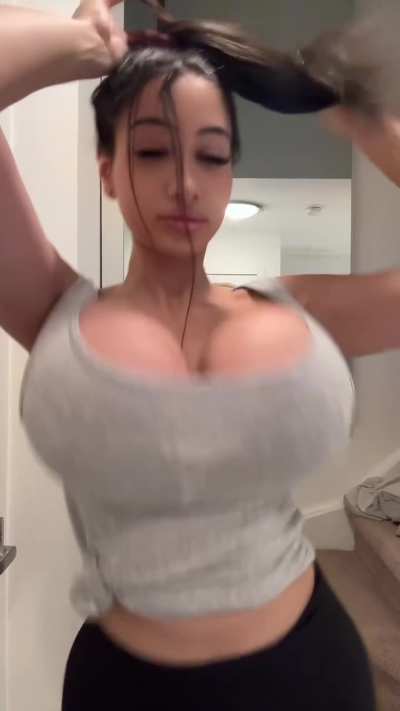 Your #1 bimbo 😝