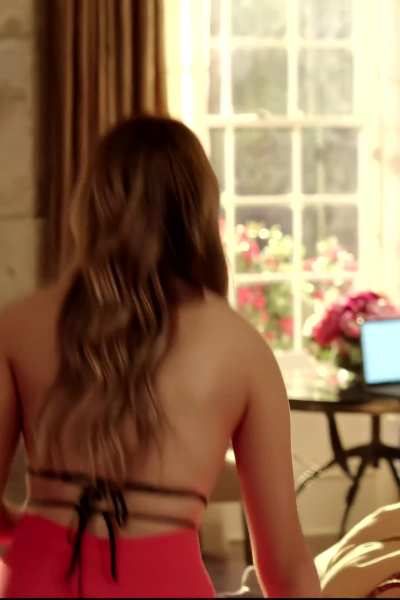 Elizabeth Gillies