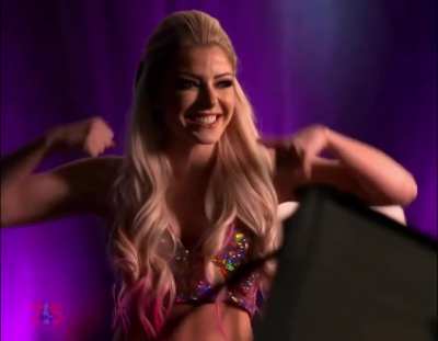 Double Biceps Thumbs up | Wrestlemania 35