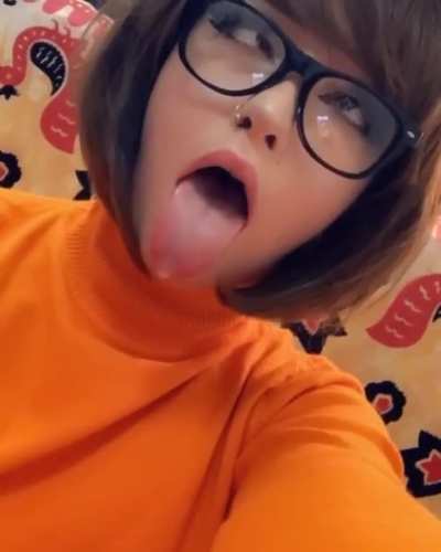 Because you guys have been so good to me, here’s some ahegao 💕 also my birthday is coming up! Gonna be 20 omg, so if you guys wanna get me a lil birthday prezzie I have small things on my amazon wishlist ☀️love you