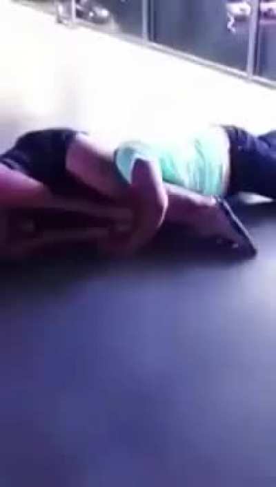 THE MOST DANGEROUS HEADSCISSORS YOU'LL EVER SEE IN YOUR LIFE. This man was squeezed at 100% for a full 2 minutes AFTER he was knocked out. he was snoring between her thighs while everyone just stood by and laughed, and even celebrated in the end. he defin