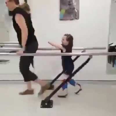 This little girls will to push forward gives inspiration to all