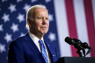 Biden sings Johnny Cash - Ring of Fire
