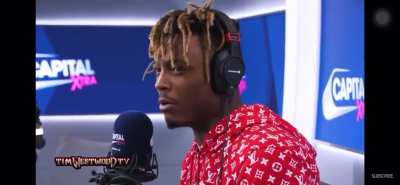 Dudes laugh after his verse always makes me laugh 😂