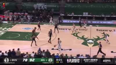 [Highlight] Kevin Durant jumps into PJ Tucker on a 3 point attempt, gets frustrated at the no-call