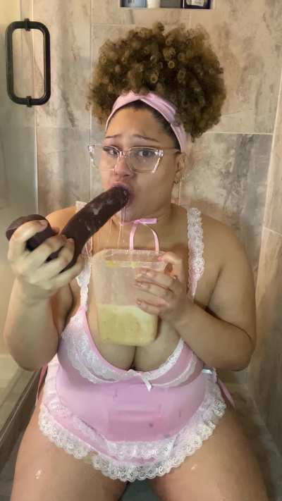 Im supposed to be cleaning but I can’t stop puking